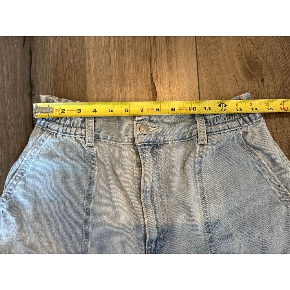 Levi's Denim Shorts Womens 31 Light Wash High Rise Elastic Waist Casual Pockets - Picture 7 of 8